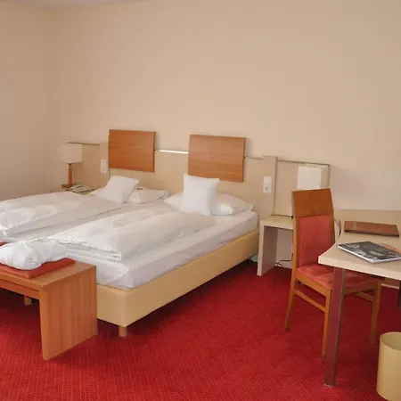Am Kurpark 4*